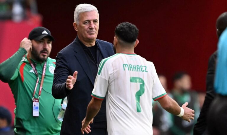 مدرب الجزائر يرفض الانتقال المبكر إلى مراكش ويفضّل الرباط قبل مواجهة نيجيريا مدرب الجزائر