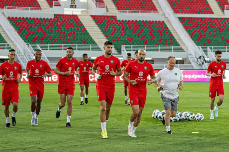 معسكر الأسود