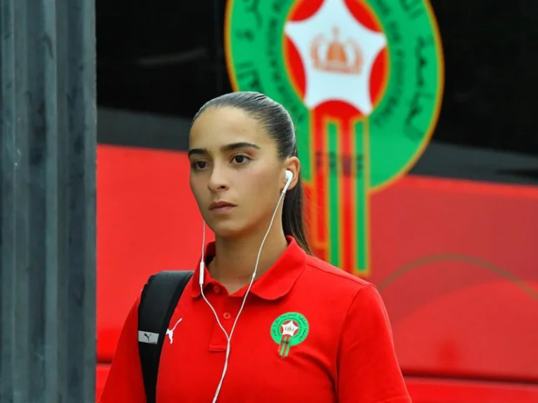 أنيسة لحماري تكسر صمتها بعد استبعادها من المنتخب المغربي النسوي أنيسة لحماري