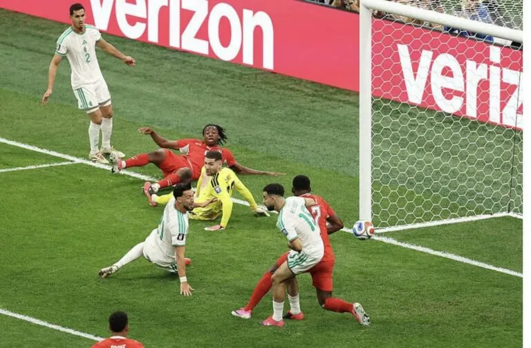 نتيجة مباراة الجزائر وسويسرا في دور الـ32 لكأس العالم 2026 نتيجة مباراة الجزائر وسويسرا