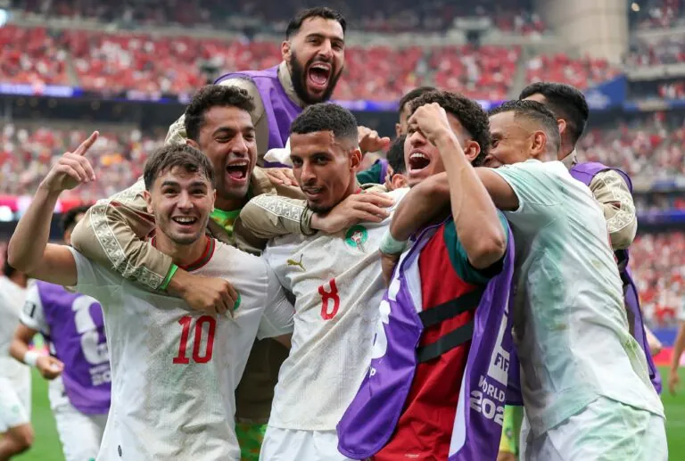 تاريخي.. المنتخب المغربي يسحق كندا بثلاثية ويتأهل لربع نهائي كأس العالم 2026 المنتخب المغربي