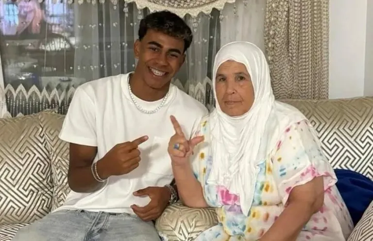 جدة لامين يامال