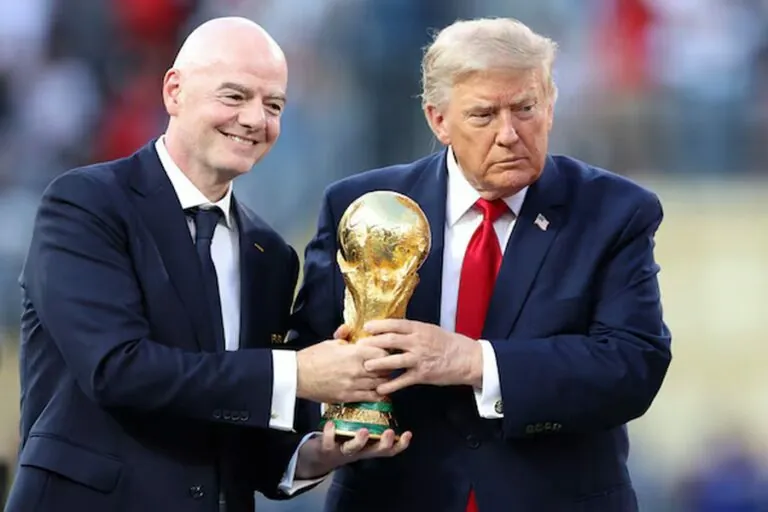 ترامب يُشيد بنجاح تنظيم مونديال 2026 وفاجئ إنفانتينو بطلب فوري ! ترامب